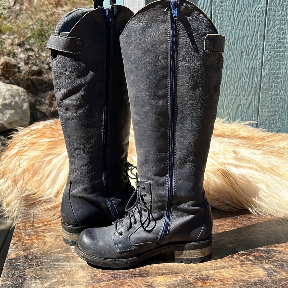 Unity in Diversity tall leather boots zippers and lace up details so nice sz 6.5 - Picture 4 of 9
